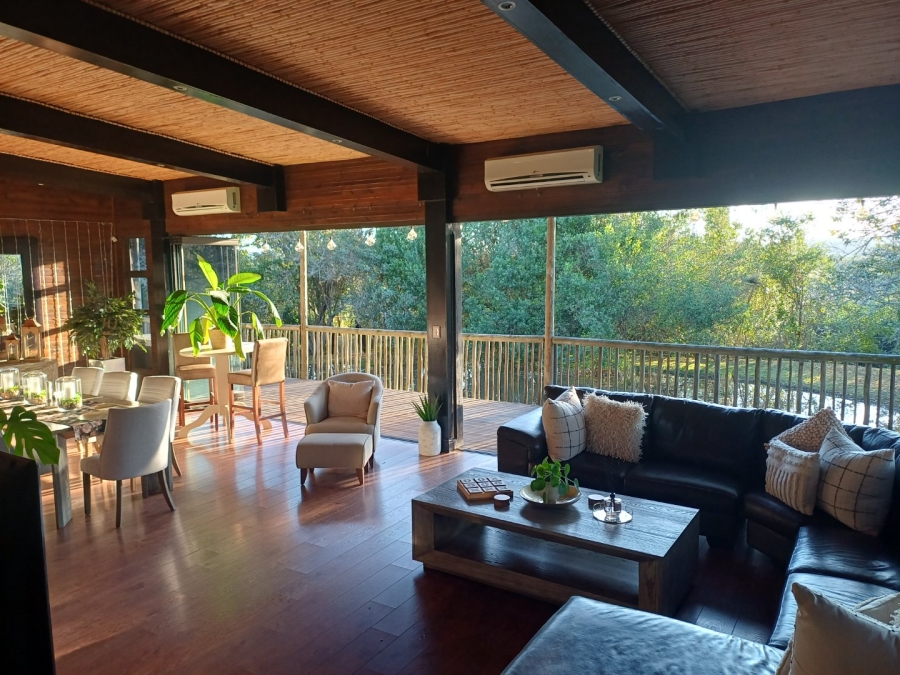 4 Bedroom Property for Sale in Hoekwil Western Cape